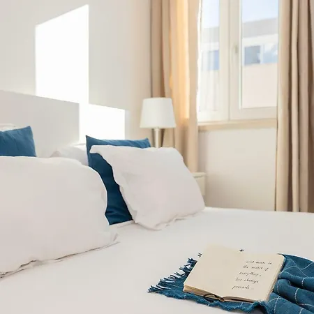 شقة Flat In Alges With River Views *